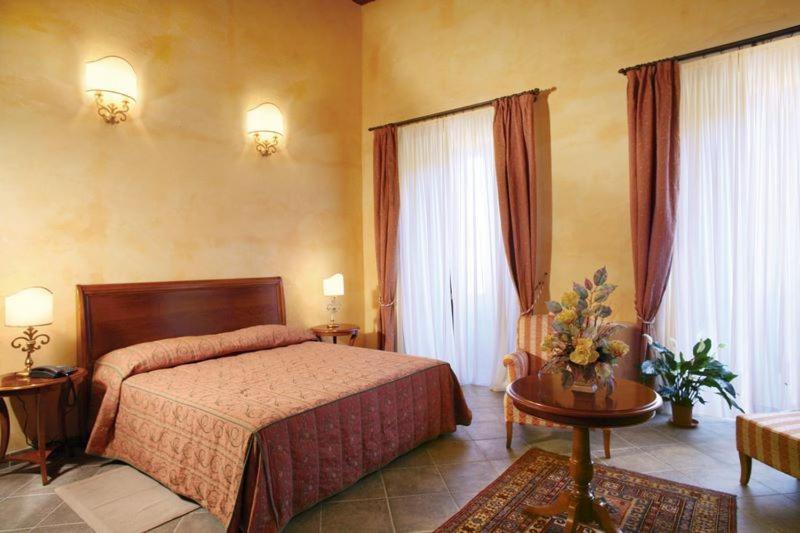 Hotel Palazzo Marzano Бріатіко Номер фото